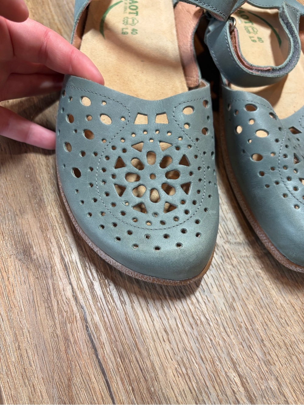 Naot Arataki Closed Toe Leather Slingback Sandals granola cottagecore Sea Green - Picture 3 of 15